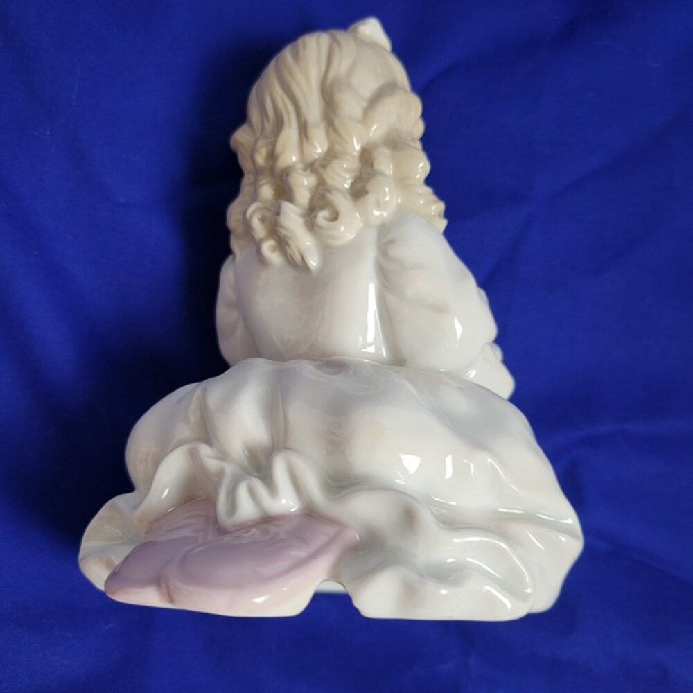 Figurine Night Light Praying Blonde Girl Porcelain Religious Rosary no cord Vtg - Picture 5 of 8